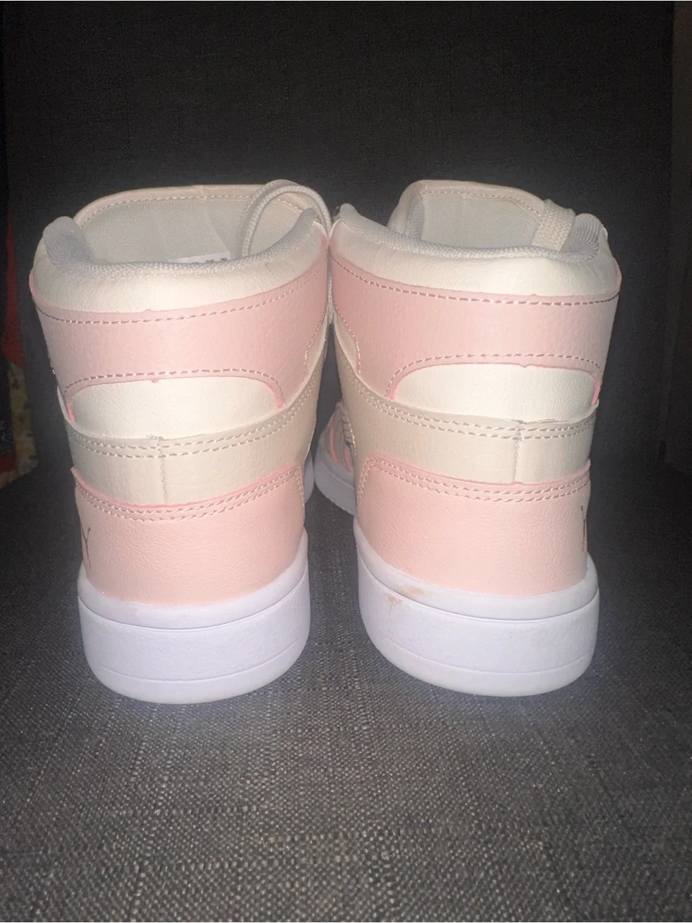 PUMA Pearls & Gold Youth Girls Size 4 High-Top Sneakers in Cream & Blush Pink